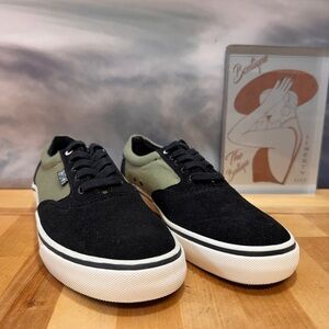 Iron. Fist Stylish Black and Green Men's Sneakers new no box size 7